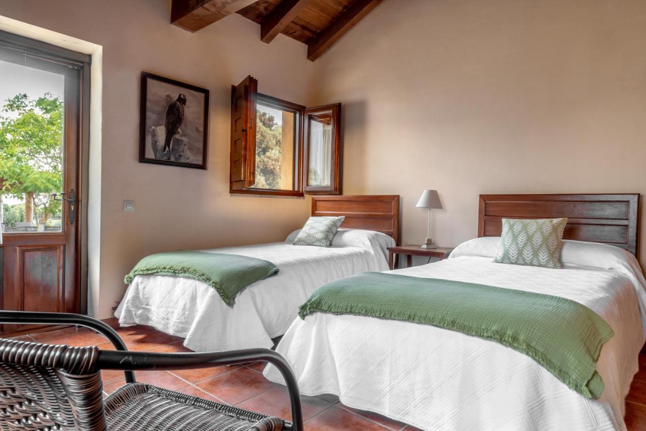 Eco-Lodge En La Reserva Privada Campanarios De Azaba - Proyecto De Conservacion Espeja 외부 사진