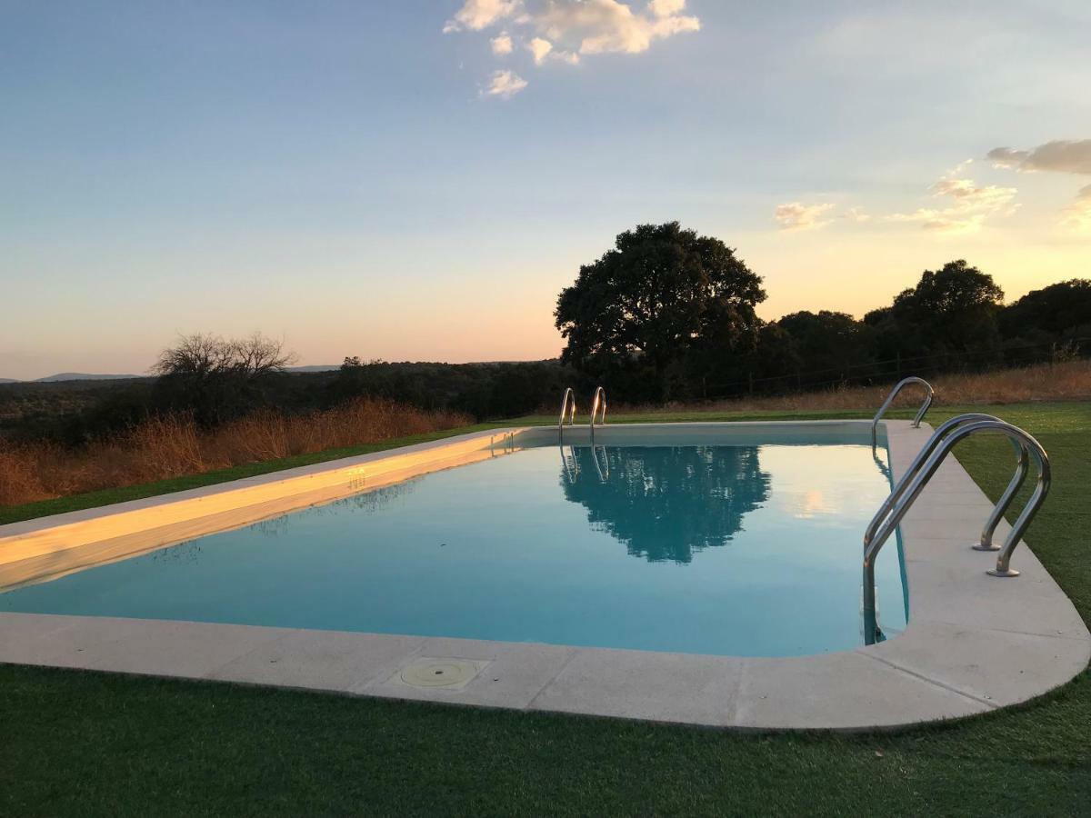 Eco-Lodge En La Reserva Privada Campanarios De Azaba - Proyecto De Conservacion Espeja 외부 사진